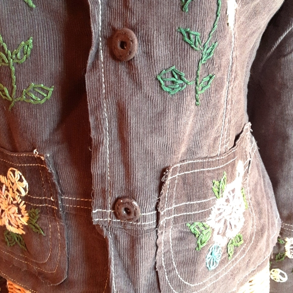 NWT💖💖💖 Red Moon Embroidered Corduroy Jacket - Picture 4 of 7
